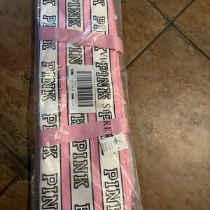 Victoria's Secret Pink Gift Wrap Set